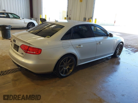 2012 Audi A4 Premium Plus z VIN WAUEFAFL8CN017631, wystawiony jako IAAI lot #41689344 z przebiegiem 170 838 mil mil oraz . Historia ofert i sprzedaży dostępna na DreamBid. Obrazek 4.
