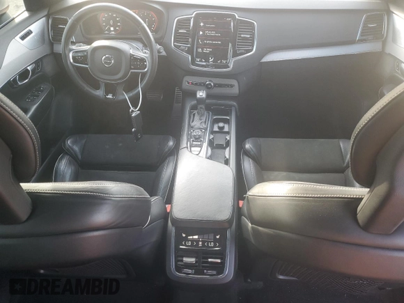 2017 Volvo XC90 R-Design with VIN YV4A22PM6H1121492, listed as a Copart auction lot 48588485 with 169,606 mi miles and Clean Title. Bid and sale history available at carsss.com. Image 8.
