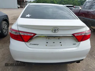 2017 Toyota Camry XLE z VIN 4T1BF1FK2HU712337, wystawiony jako IAAI lot #42389428 z przebiegiem 186 915 mil mil oraz . Historia ofert i sprzedaży dostępna na DreamBid. Obrazek 16.