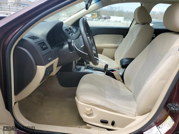 2011 Mercury Milan with VIN 3MEHM0HA1BR602282, listed as a Copart auction lot 50646455 with 135,657 mi miles and Salvage Title. Bid and sale history available at carsss.com. Image 7.