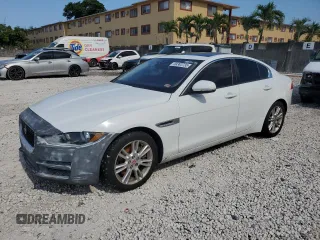 2018 Jaguar XE 25t Premium z VIN SAJAD4FX8JCP36576, wystawiony jako Copart lot #58383735 z przebiegiem 50 443 mil mil oraz Czysty tytuł • Clean title. Historia ofert i sprzedaży dostępna na DreamBid. Obrazek 1.