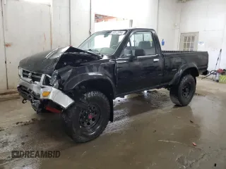 1994 Toyota Pickup DX with VIN 4TARN01P6RZ158609, listed as a Copart auction lot 66612684 with 230,855 mi miles and Salvage Title. Bid and sale history available at DreamBid. Image 1.