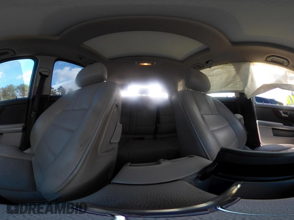 2010 Mercedes-Benz GLK 350 with VIN WDCGG5GB8AF423237, listed as a IAAI auction lot 41534414 with 236,055 mi miles and . Bid and sale history available at DreamBid. Image 17.