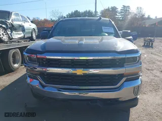 2017 Chevrolet Silverado 1500 LT with VIN 1GCVKREC8HZ203054, listed as a IAAI auction lot 40660421 with 93,790 mi miles. Bid and sale history available at carsss.com. Image 12.