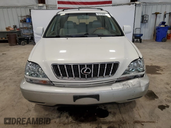 2003 Lexus RX 300 with VIN JTJHF10U030298982, listed as a Copart auction lot 61236885 with 232,276 mi miles and Non repairable. Bid and sale history available at DreamBid. Image 5.
