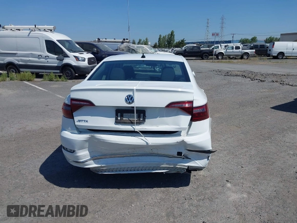 2020 Volkswagen Jetta S with VIN 3VWC57BU0LM087307, listed as a IAAI auction lot 42647995 with 58,628 mi miles and . Bid and sale history available at DreamBid. Image 17.
