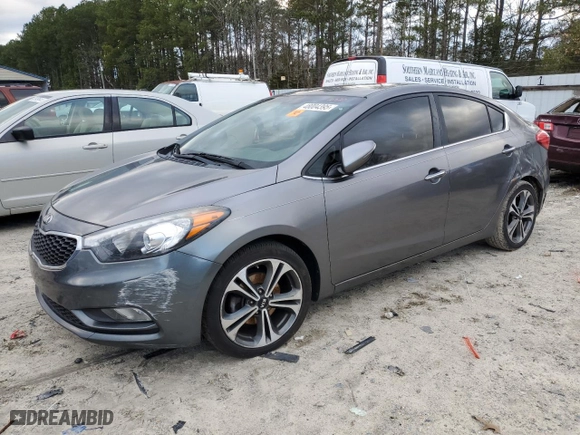 2016 Kia Forte EX with VIN KNAFX4A88G5490828, listed as a Copart auction lot 48004395 with 0 mi miles and Salvage Title. Bid and sale history available at carsss.com. Image 1.