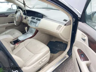 2008 Toyota Avalon XL with VIN 4T1BK36B28U280713, listed as a IAAI auction lot 40791568 with 109,138 mi miles. Bid and sale history available at carsss.com. Image 5.