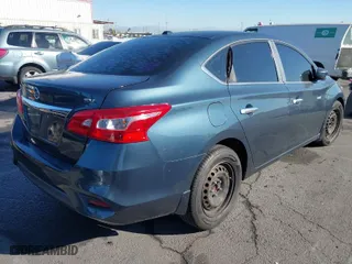 2016 Nissan Sentra SR with VIN 3N1AB7AP8GL660225, listed as a IAAI auction lot 41337142 with 94,910 mi miles. Bid and sale history available at carsss.com. Image 4.
