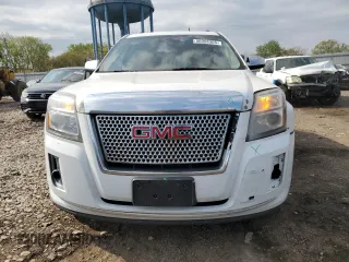 2013 GMC Terrain Denali z VIN 2GKFLZE39D6122396, wystawiony jako Copart lot #56058305 z przebiegiem 123 858 mil mil oraz Szkoda całkowita • Salvage title. Historia ofert i sprzedaży dostępna na DreamBid. Obrazek 5.