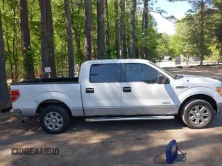 2013 Ford F-150 XL with VIN 1FTFW1CT8DFA12243, listed as a IAAI auction lot 42133425 with 240,282 mi miles and . Bid and sale history available at DreamBid. Image 13.