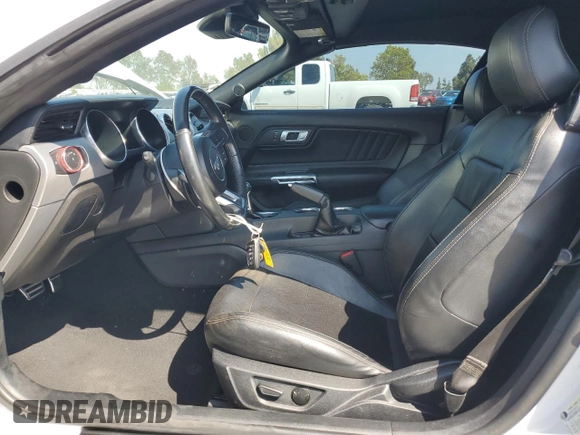 2021 Ford Mustang EcoBoost с VIN 1FATP8UH3M5124592, выставлен на аукционе Copart как лот 61158265 с пробегом 101 383 миль миль и Списание • Salvage title. История ставок и продаж доступна на DreamBid. Изображение 7.