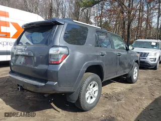2022 Toyota 4Runner SR5 Premium with VIN JTENU5JR3N6062156, listed as a IAAI auction lot 41705930 with 25,445 mi miles. Bid and sale history available at carsss.com. Image 4.