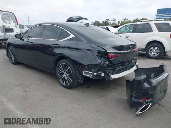 2022 Lexus ES 350 z VIN 58ADZ1B19NU129782, wystawiony jako IAAI lot #42431119 z przebiegiem 31 363 mil mil oraz . Historia ofert i sprzedaży dostępna na DreamBid. Obrazek 3.