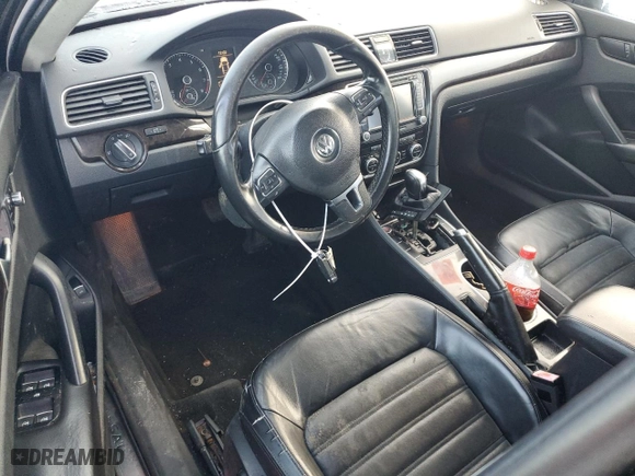 2014 Volkswagen Passat SEL Premium with VIN 1VWCS7A32EC022156, listed as a Copart auction lot 85029894 with 170,909 mi miles and Clean Title. Bid and sale history available at carsss.com. Image 8.