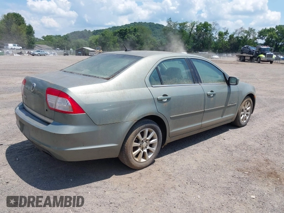 2008 Mercury Milan with VIN 3MEHM07Z88R668733, listed as a IAAI auction lot 42713309 with 124,110 mi miles and . Bid and sale history available at DreamBid. Image 4.