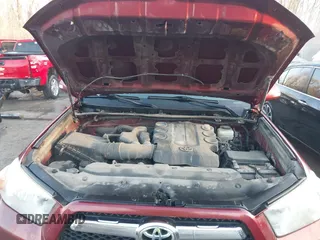 2013 Toyota 4Runner SR5 with VIN JTEBU5JR0D5114396, listed as a IAAI auction lot 41784162 with 283,068 mi miles and . Bid and sale history available at DreamBid. Image 10.