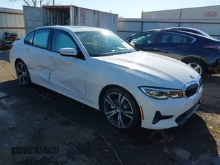 2019 BMW 3 Series 330i z VIN 3MW5R1J54K8A03730, wystawiony jako IAAI lot #41026157 z przebiegiem 68 707 mil mil oraz . Historia ofert i sprzedaży dostępna na DreamBid. Obrazek 1.