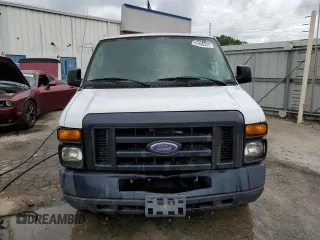 2013 Ford Econoline Passenger XL with VIN 1FBNE3BL2DDB03584, listed as a Copart auction lot 50581445 with 138,710 mi miles and Clean Title. Bid and sale history available at DreamBid. Image 5.