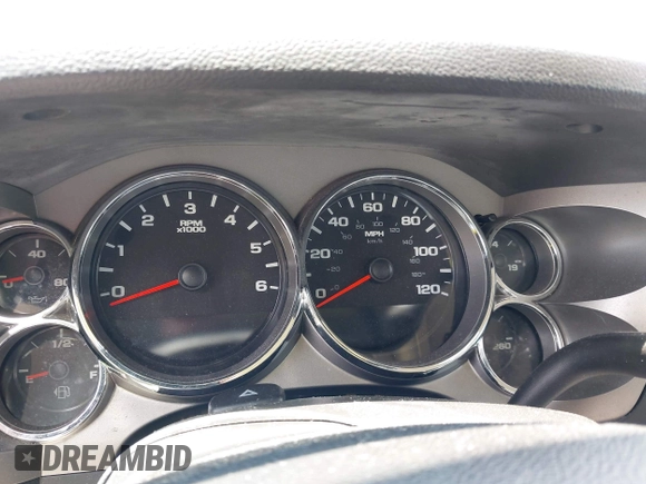 2009 Chevrolet Silverado 1500 LT with VIN 3GCEC23J19G111114, listed as a IAAI auction lot 42178205 with 56,755 mi miles. Bid and sale history available at carsss.com. Image 7.