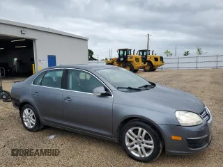 2007 Volkswagen Jetta 2.5 z VIN 3VWSF71K57M106657, wystawiony jako Copart lot #61479105 z przebiegiem 94 898 mil mil oraz Szkoda całkowita • Salvage title. Historia ofert i sprzedaży dostępna na DreamBid. Obrazek 4.