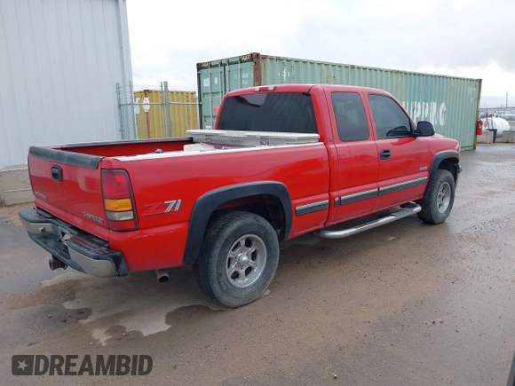 2000 Chevrolet Silverado 1500 LT with VIN 1GCEK19T8YE149256, listed as a IAAI auction lot 42170413 with 239,599 mi miles and . Bid and sale history available at DreamBid. Image 4.
