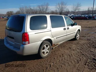 2008 Chevrolet Uplander LS with VIN 1GNDV23158D184253, listed as a IAAI auction lot 41447894 with 244,330 mi miles. Bid and sale history available at carsss.com. Image 4.