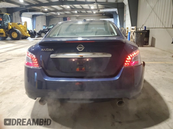 2014 Nissan Maxima S z VIN 1N4AA5AP1EC433753, wystawiony jako Copart lot #60191935 z przebiegiem 131 935 mil mil oraz Szkoda całkowita • Salvage title. Historia ofert i sprzedaży dostępna na DreamBid. Obrazek 6.