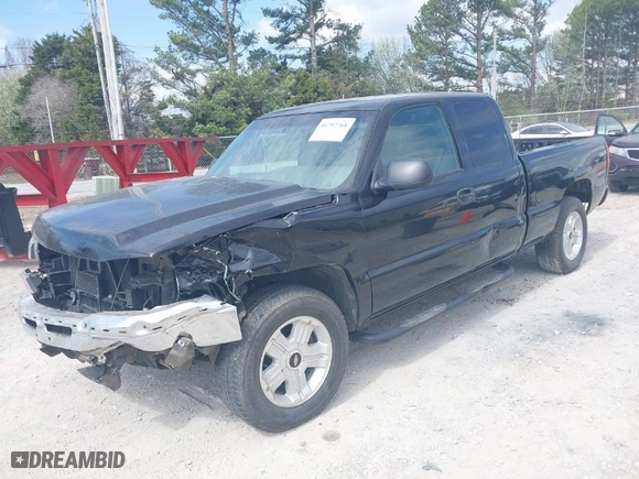 2007 Chevrolet Silverado 1500 Classic LT2 with VIN 1GCEK19Z07Z203063, listed as a IAAI auction lot 41792764 with 184,530 mi miles. Bid and sale history available at carsss.com. Image 2.