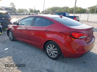 2015 Hyundai Elantra SE z VIN 5NPDH4AE2FH584067, wystawiony jako IAAI lot #42200075 z przebiegiem 133 098 mil mil oraz . Historia ofert i sprzedaży dostępna na DreamBid. Obrazek 3.