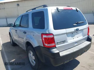 2011 Ford Escape XLT with VIN 1FMCU9D78BKC38601, listed as a IAAI auction lot 42784452 with 173,678 mi miles and . Bid and sale history available at DreamBid. Image 3.