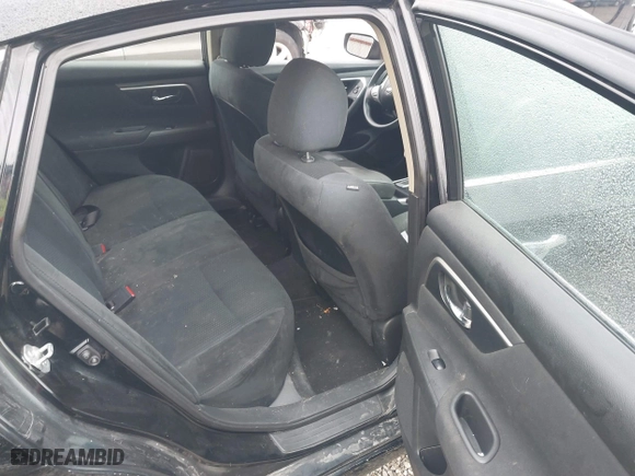 2015 Nissan Altima 2.5 with VIN 1N4AL3AP3FC176837, listed as a IAAI auction lot 41843408 with 185,466 mi miles. Bid and sale history available at carsss.com. Image 8.