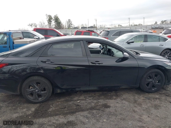 2021 Hyundai Elantra SEL with VIN 5NPLM4AG9MH037092, listed as a IAAI auction lot 41510453 with 82,490 mi miles. Bid and sale history available at carsss.com. Image 13.