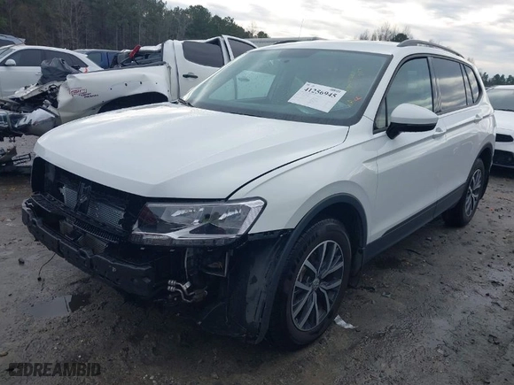 2021 Volkswagen Tiguan S with VIN 3VV1B7AX5MM045667, listed as a IAAI auction lot 41256945 with 90,523 mi miles. Bid and sale history available at carsss.com. Image 2.