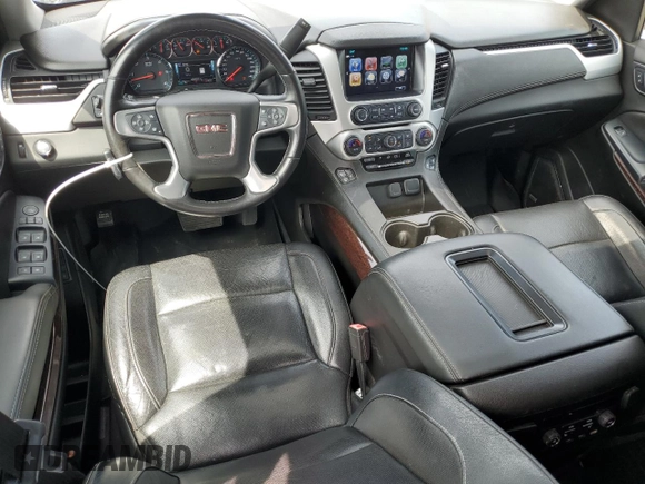 2019 GMC Yukon XL SLT z VIN 1GKS1GKC8KR245444, wystawiony jako Copart lot #55600905 z przebiegiem 106 345 mil mil oraz Szkoda całkowita • Salvage title. Historia ofert i sprzedaży dostępna na DreamBid. Obrazek 8.