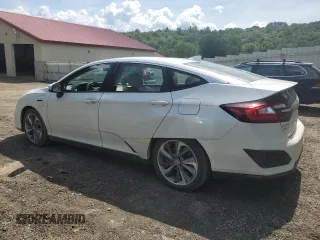2020 Honda Clarity Plug-In Hybrid Touring with VIN JHMZC5F36LC002804, listed as a Copart auction lot 63771834 with 31,314 mi miles and Non Repairable. Bid and sale history available at carsss.com. Image 2.