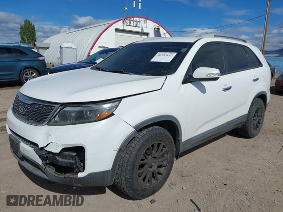 2015 Kia Sorento LX with VIN 5XYKT4A75FG608229, listed as a IAAI auction lot 40395853 with 81,115 mi miles. Bid and sale history available at carsss.com. Image 17.