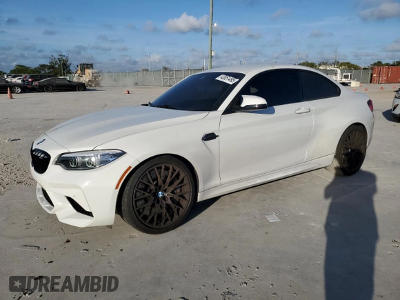 2021 BMW M2 Competition z VIN WBS2U7C04M7J45680, wystawiony jako Copart lot #43851495 z przebiegiem 25 919 mil mil oraz Szkoda całkowita • Salvage title. Historia ofert i sprzedaży dostępna na DreamBid. Obrazek 1.