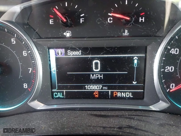 2019 Chevrolet Traverse LT Cloth with VIN 1GNERGKW0KJ299452, listed as a IAAI auction lot 41528997 with 105,607 mi miles. Bid and sale history available at carsss.com. Image 7.