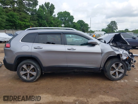2020 Jeep Cherokee Limited with VIN 1C4PJMDX3LD531197, listed as a IAAI auction lot 42128640 with 98,104 mi miles and . Bid and sale history available at DreamBid. Image 14.
