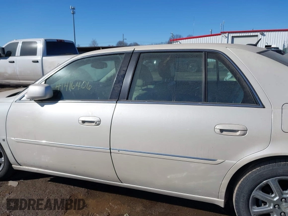 2008 Cadillac DTS 1SD z VIN 1G6KD57YX8U146211, wystawiony jako IAAI lot #41416406 z przebiegiem 141 362 mil mil oraz . Historia ofert i sprzedaży dostępna na DreamBid. Obrazek 14.
