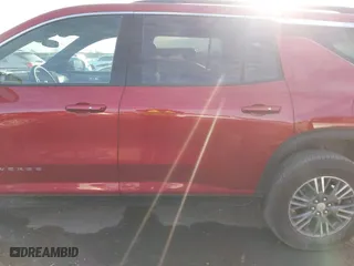 2024 Chevrolet Traverse FWD LT with VIN 1GNERGKS5RJ235401, listed as a IAAI auction lot 41601590 with 5,239 mi miles. Bid and sale history available at carsss.com. Image 15.