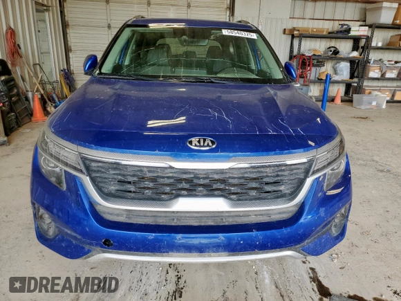 2021 Kia Seltos S z VIN KNDEU2AA7M7227096, wystawiony jako Copart lot #58540325 z przebiegiem 42 322 mil mil oraz Czysty tytuł • Clean title. Historia ofert i sprzedaży dostępna na DreamBid. Obrazek 5.