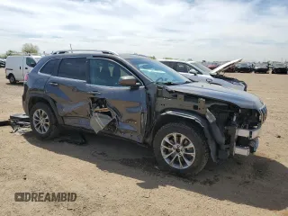 2019 Jeep Cherokee Latitude Plus with VIN 1C4PJMLX7KD271273, listed as a Copart auction lot 56177265 with 116,998 mi miles and Salvage title. Bid and sale history available at DreamBid. Image 4.