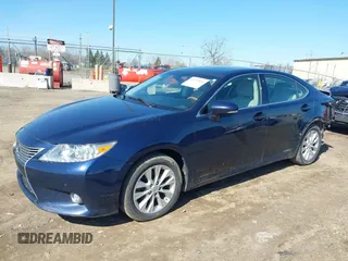 2015 Lexus ES 300h z VIN JTHBW1GG9F2091927, wystawiony jako IAAI lot #41933816 z przebiegiem 122 934 mil mil oraz . Historia ofert i sprzedaży dostępna na DreamBid. Obrazek 19.