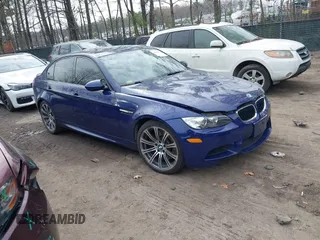 2011 BMW M3 z VIN WBSPM9C54BE202790, wystawiony jako IAAI lot #41833471 z przebiegiem 177 326 mil mil oraz . Historia ofert i sprzedaży dostępna na DreamBid. Obrazek 1.