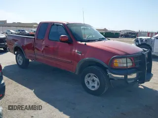 2002 Ford F-150 XL z VIN 1FTRX18L42NC01932, wystawiony jako IAAI lot #41775382 z przebiegiem 287 639 mil mil oraz . Historia ofert i sprzedaży dostępna na DreamBid. Obrazek 1.