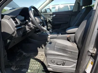 2018 Audi Q5 Premium Plus z VIN WA1BNAFY4J2068976, wystawiony jako Copart lot #59005005 z przebiegiem 121 247 mil mil oraz Szkoda całkowita • Salvage title. Historia ofert i sprzedaży dostępna na DreamBid. Obrazek 7.