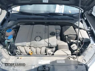 2013 Volkswagen Jetta SE with VIN 3VWDP7AJ0DM352654, listed as a IAAI auction lot 42552411 with 84,145 mi miles and . Bid and sale history available at DreamBid. Image 10.