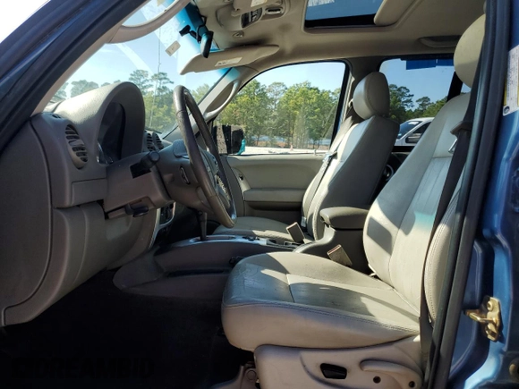 2005 Jeep Liberty Limited with VIN 1J4GK58K65W510105, listed as a Copart auction lot 82439364 with 125,191 mi miles and Salvage Title. Bid and sale history available at carsss.com. Image 7.